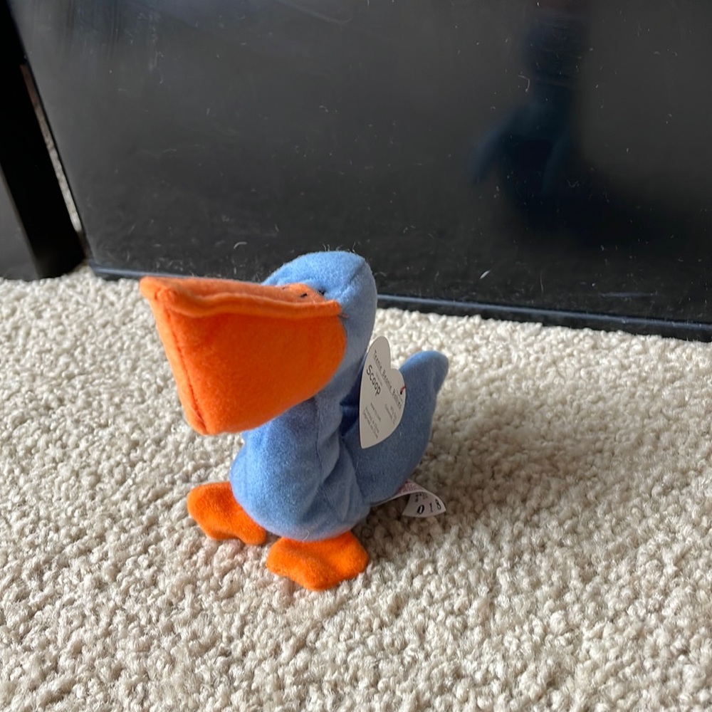 Scoop Teenie Ty Beanie Baby